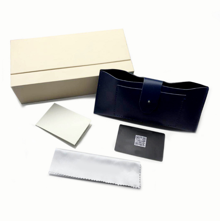 Korean Qin Hao with sunglasses