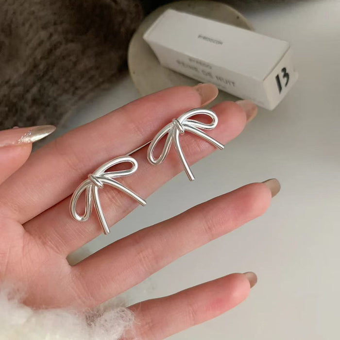 Silver Minimalist Earrings