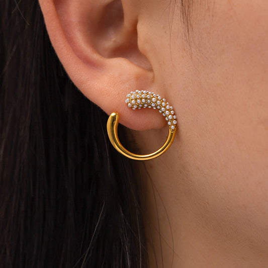 Gold-plated White Pearl Stud Earrings