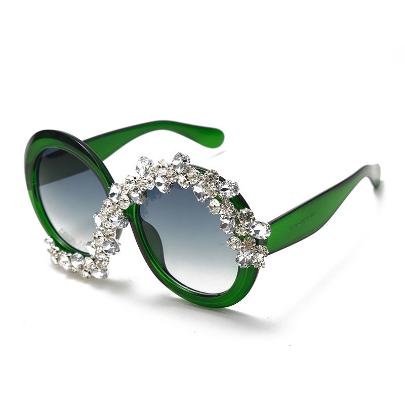 Exaggerated Sunglasses With Diamonds
