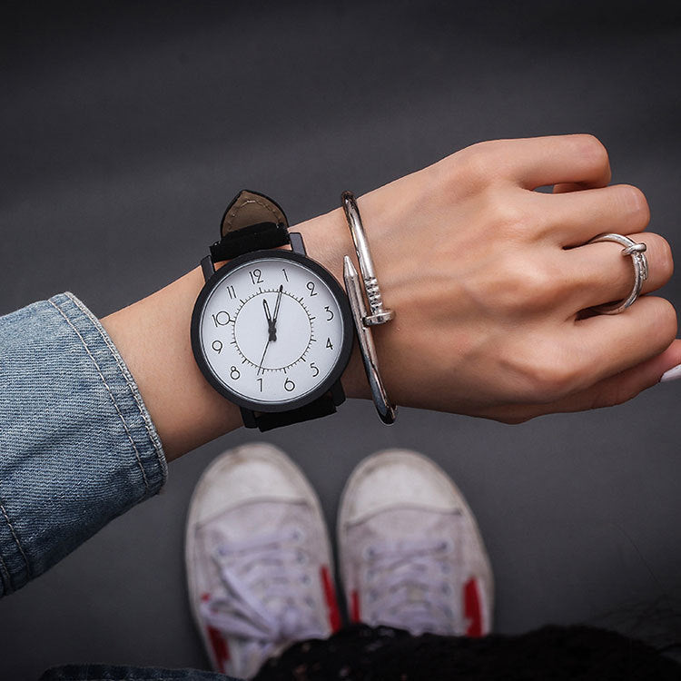Fashionable Couple Watch