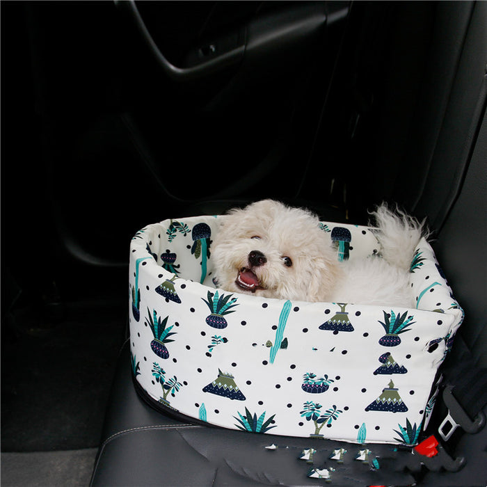 Waterproof Car Pet Nest | Non-Slip Printed Dog Kennel 20×42×25cm — Green Plant Print