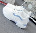 Woman leisure shoes